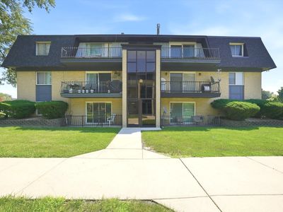 11132 S 84th Ave APT 3B