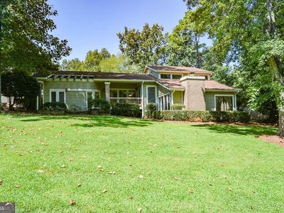 6838 Springwood Dr