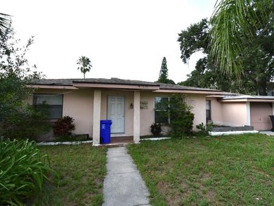 204 SHORE DRIVE W