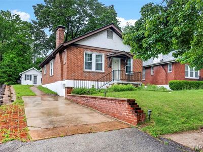 2655 Louis Ave