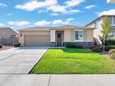 2041 N Rinaldi Court