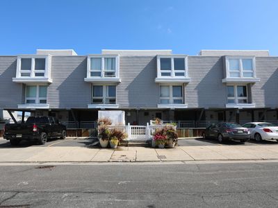 151 N Annapolis Ave APT 2