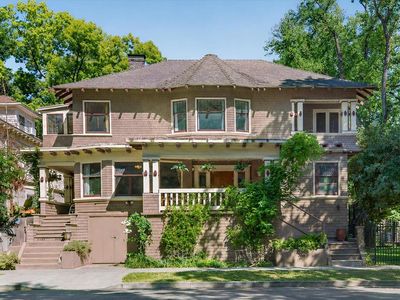 2301 Capitol Ave