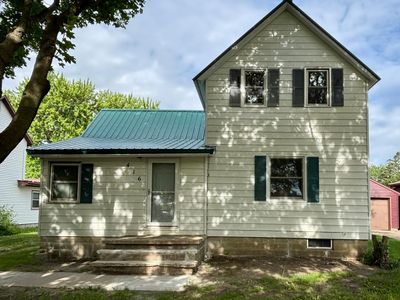 416 Elm Ave