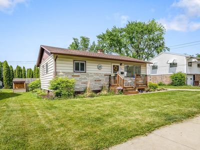 1270 W Staver St