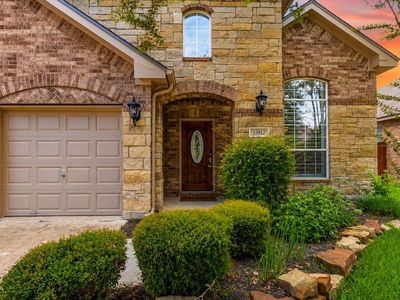 13812 Long Shadow Dr