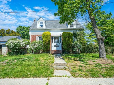 140 Freeman Avenue