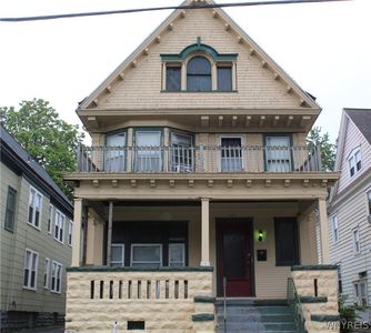 207 Riley St