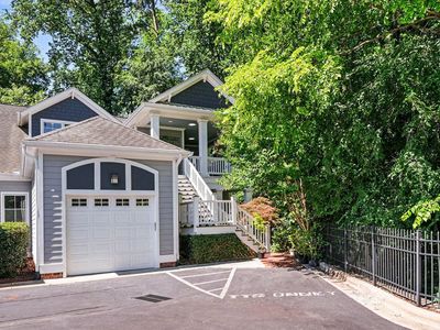 511 Hillsborough St #113