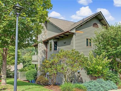 140 Manor View Lane #4