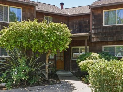 Property at 1565 Parkway Drive, Rohnert Park, CA
