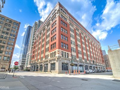 732 S Financial Pl APT 608