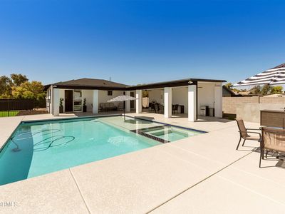 8822 W Deer Valley Rd