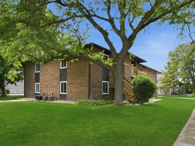 19409 Oakwood Ave Unit 19409