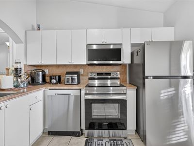 2600 SE 12th Pl Unit 203