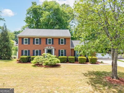 2304 Milstead Cir NE