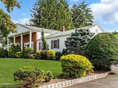 7 Mayflower Drive
