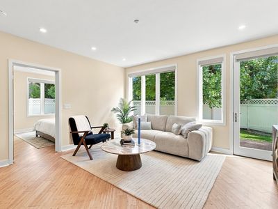 24 Bay State Rd Unit 4