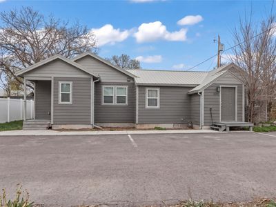1031 4th Ave W