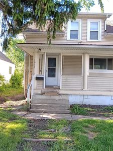 1951 Aberdeen Ave