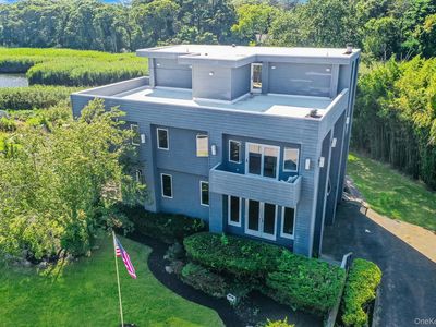 36 Roosevelt Boulevard