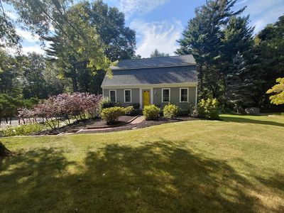 Property at 3 Kelly Dr, Middleboro, MA
