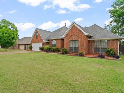 1320 Wolf Lair Dr