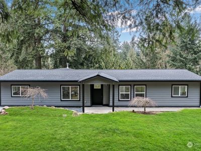 Property at 16815 S Tapps Drive E, Lake Tapps, WA