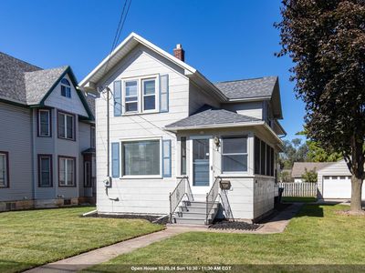 Property at 518 W New York Ave, Oshkosh, WI
