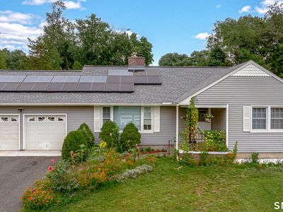 4 Mohawk Drive