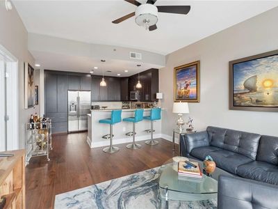 1080 Peachtree St NE Unit 3201