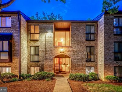 2055 Royal Fern Ct APT 1B