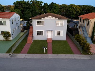 111 SW 31st Ct