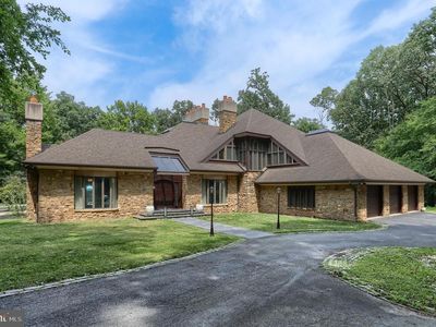51 Hill Manor Dr