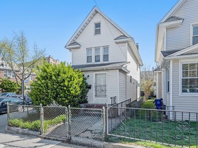 59-34 41st Ave