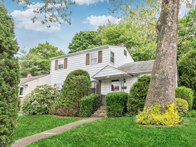 Property at 415 N 4Th Ave, Hawthorne, NJ