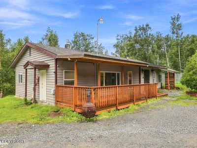 5700 E Portage Dr