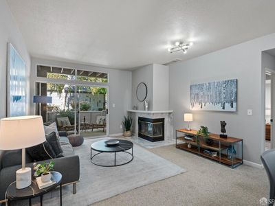 1722 Parkview Green Cir