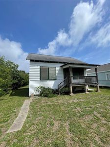 4618 Avenue Q 1/2