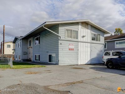 401 Mumford St