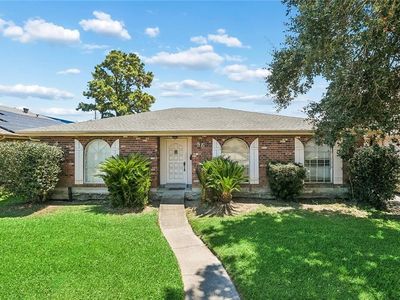 Property at 86 Gelpi Ave, Kenner, LA