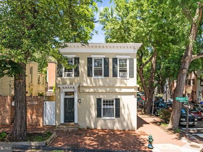 3267 Prospect St NW