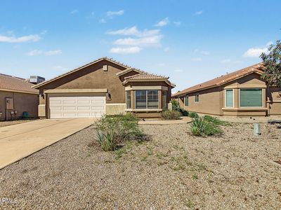 1330 E VERNOA Street
