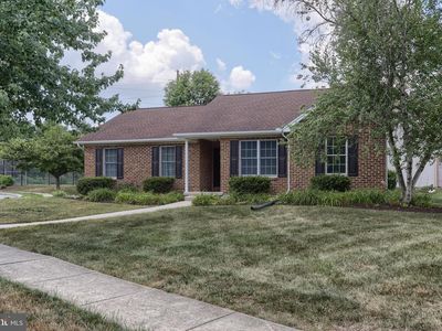 Property at 1 Sweet Arrow Dr, Hummelstown, PA