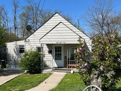 8801 Tudor Ct