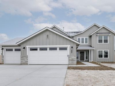 205 Golden Citrine Ave
