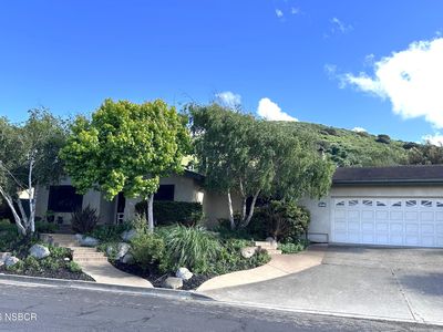 641 University Dr