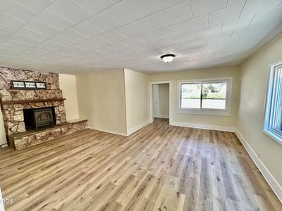 463 SW I St