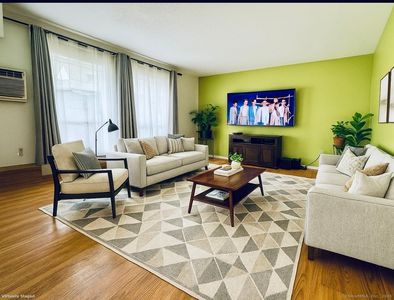 18 Wellington Drive #18