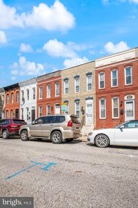 1136 Cleveland St